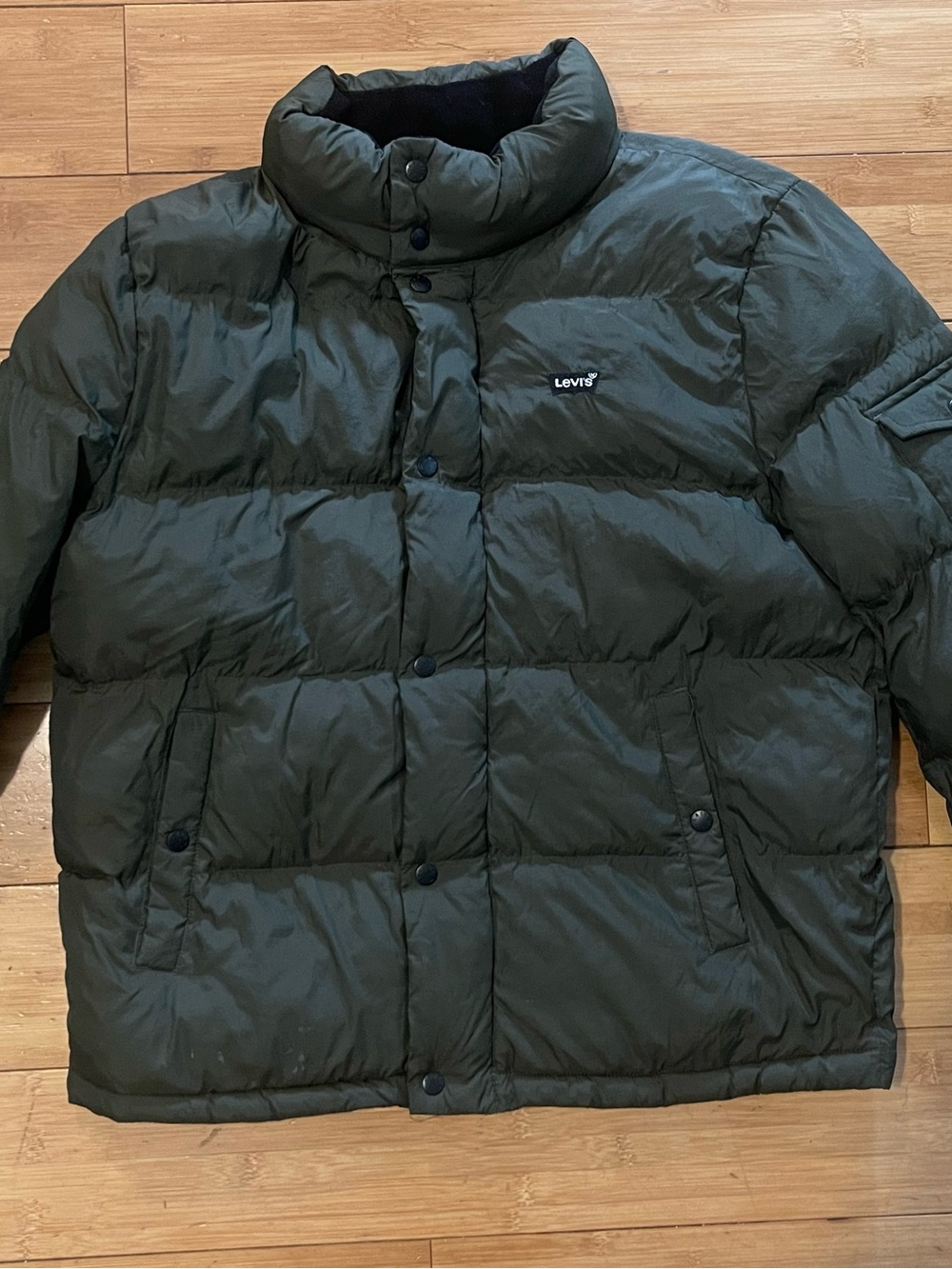 Levi's Men's Classic Quilted Puffer Jacket Olive Green Size M